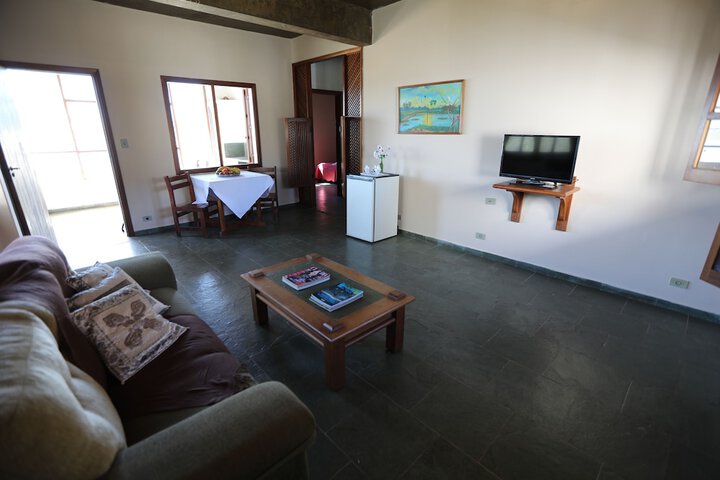 Room 7 of 11