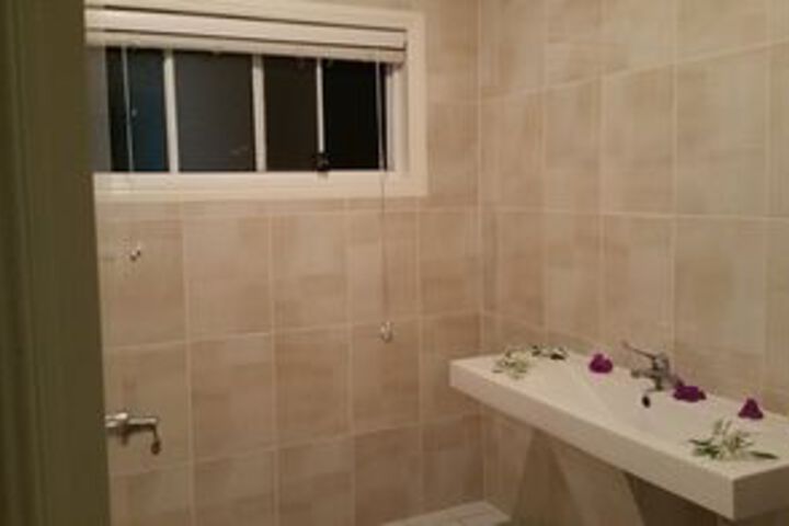 Room 4 of 25