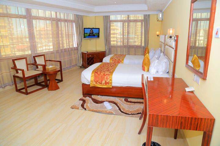 Room 18 of 90
