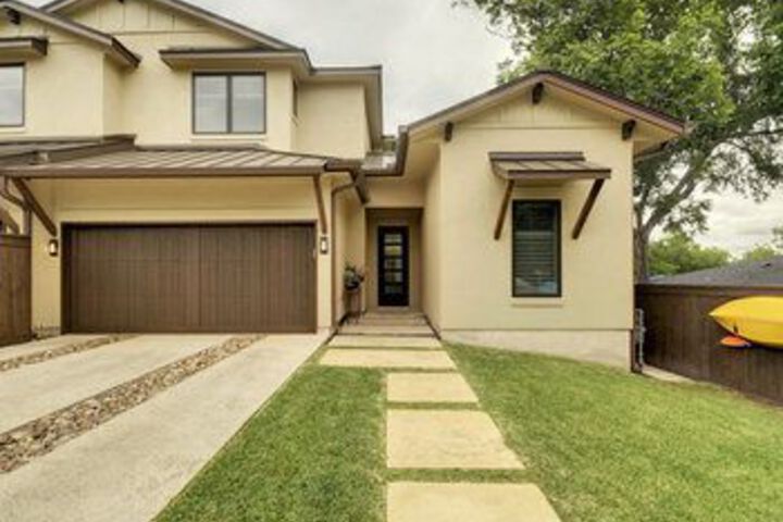 Image of Skyline View Austin House by RedAwning