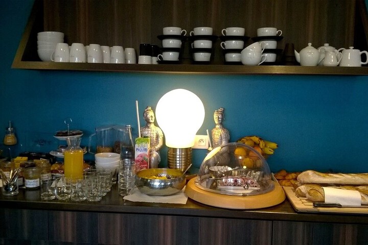 Breakfast/Coffee Service 42 of 57