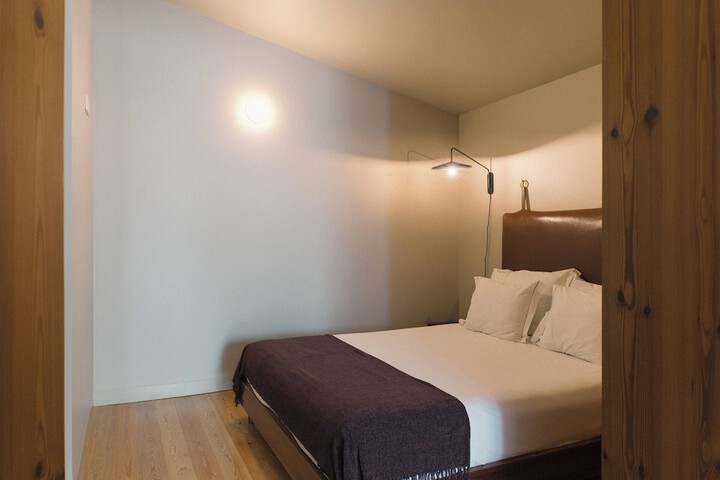 Room 14 of 82