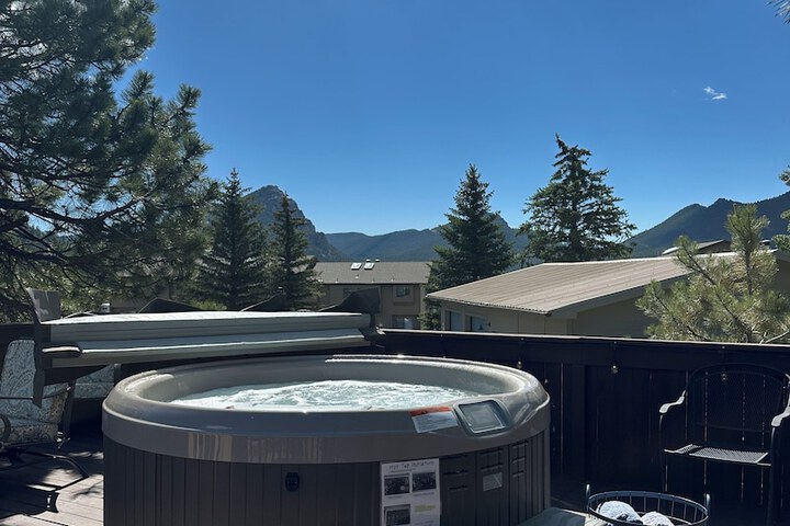Image of Columbine Inn