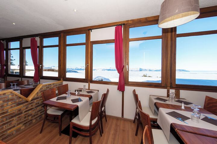 Dining Photos