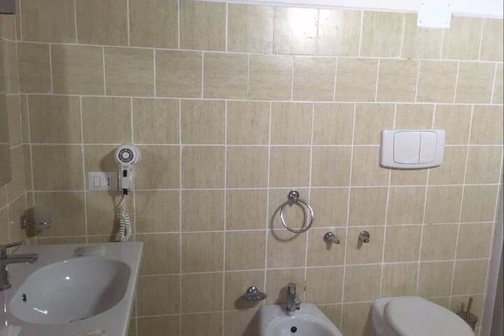 Room 7 of 15