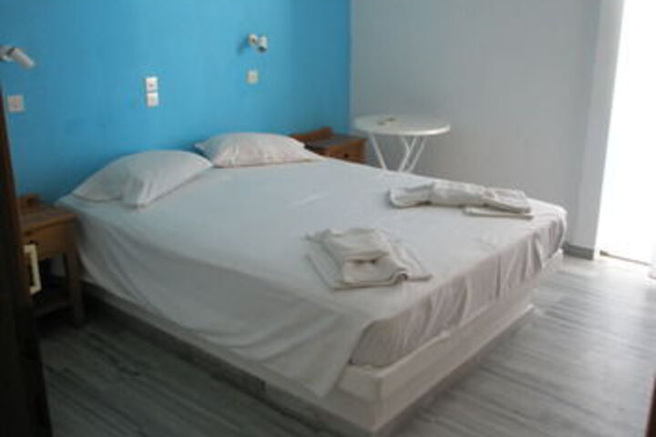 Room 7 of 15