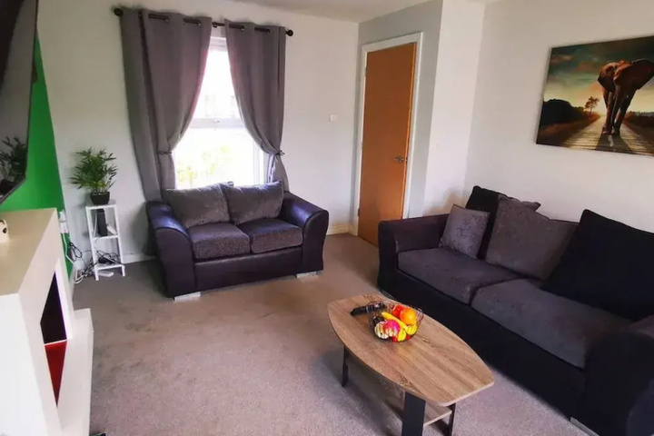 Room 4 of 26