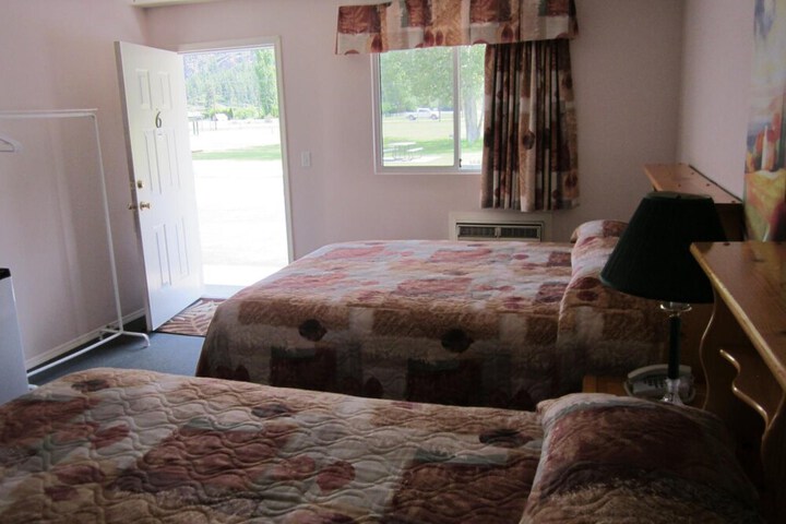 Room 8 of 56
