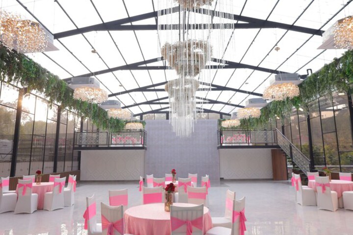 Ballroom/Hall 33 of 42