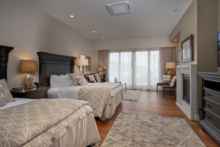 Room 4 of 31