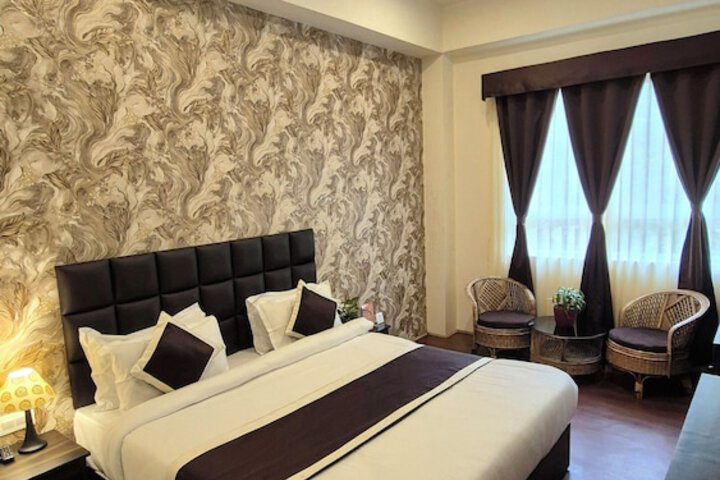 Room 6 of 39