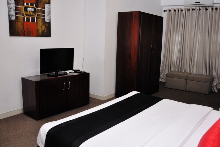 Room 20 of 38