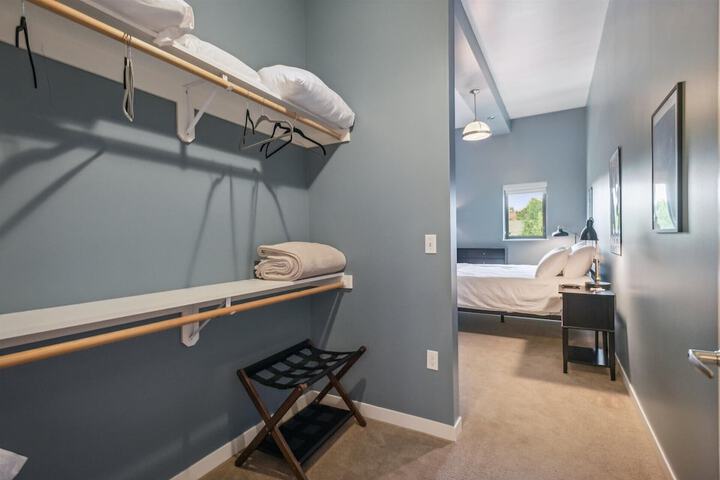 Room 13 of 117