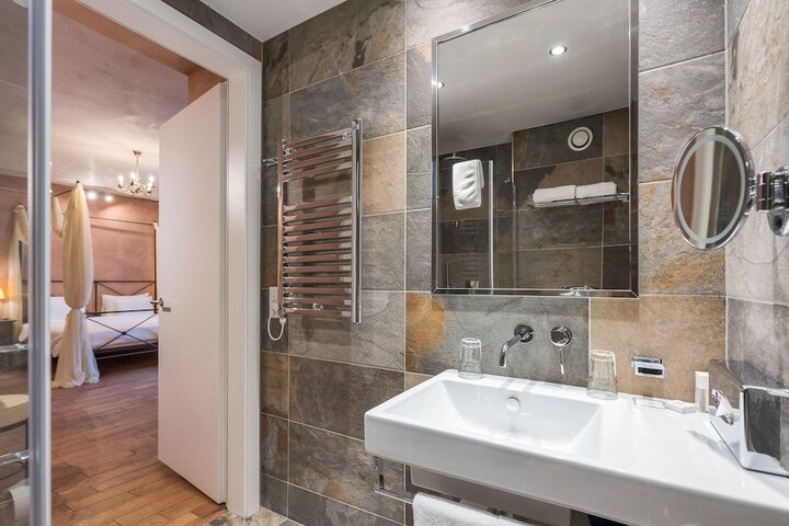 Clean Restrooms