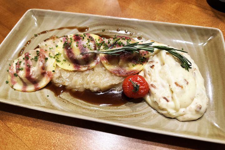 Dining 96 of 121