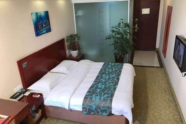 Room 10 of 59