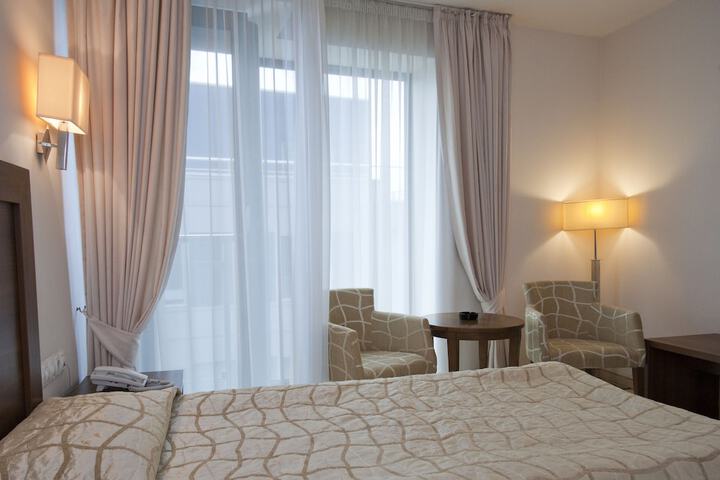 Room 15 of 31