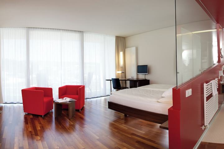 Room 4 of 31