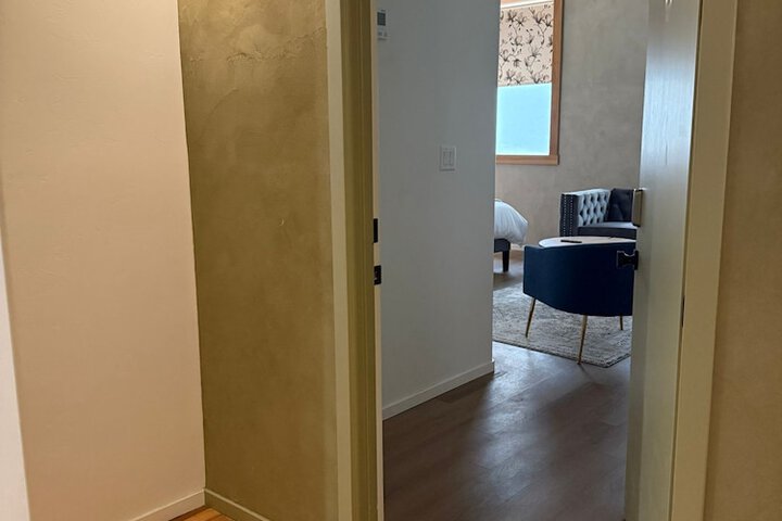 Room 61 of 153