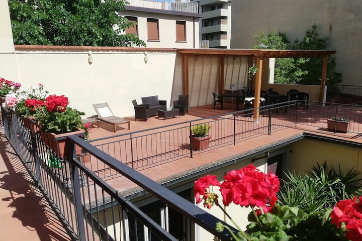 Terrace/Patio 98 of 103