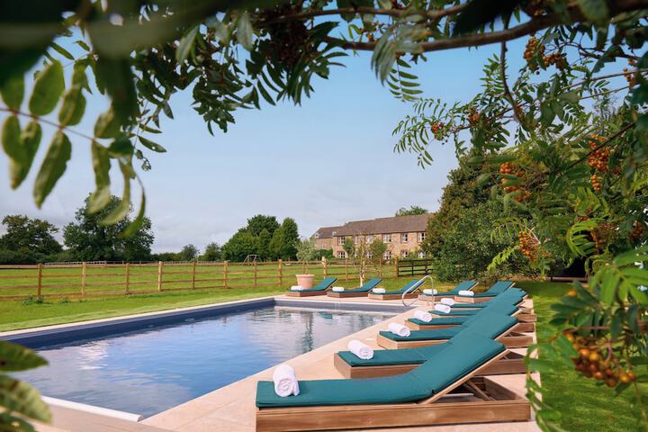 Pool 55 of 122