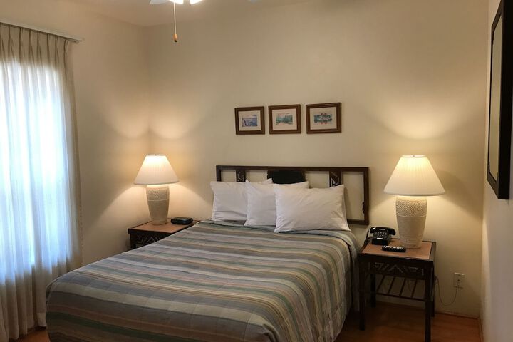 Room 6 of 60