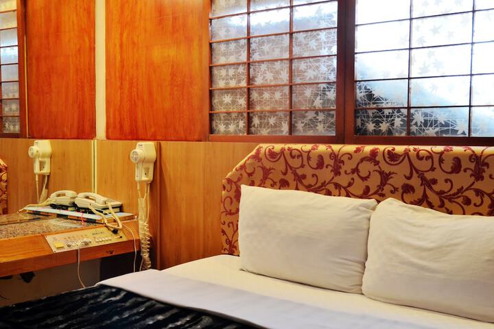 Room 25 of 71