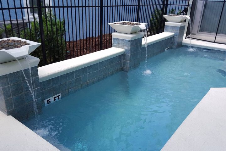 Pool 25 of 122