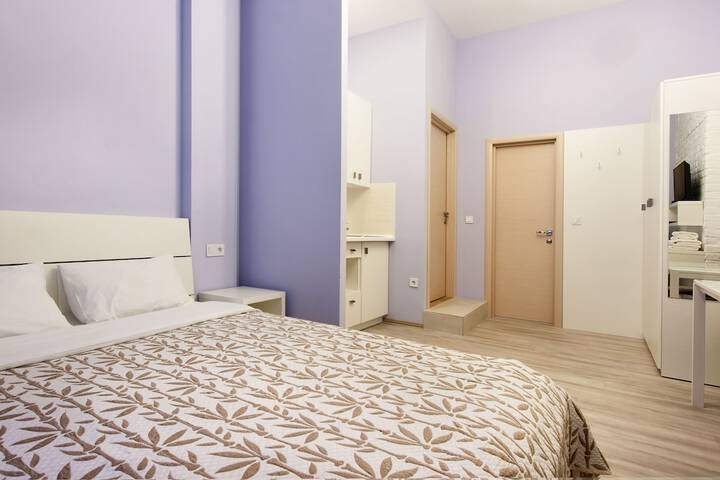 Room 43 of 108