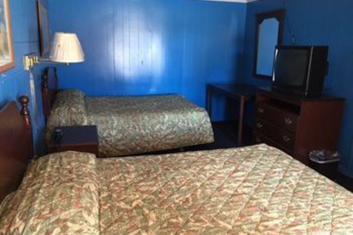 Room 5 of 7