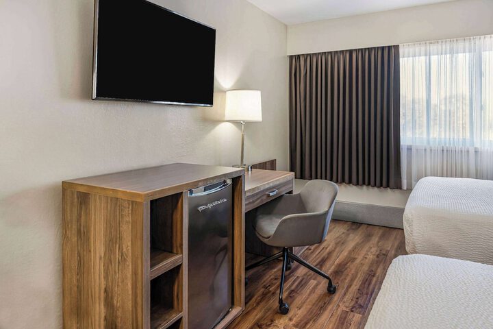 Room 5 of 36