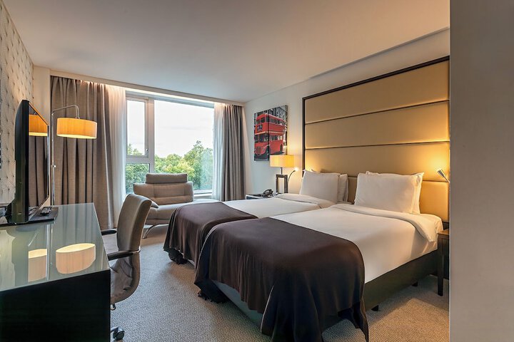 Room 17 of 82
