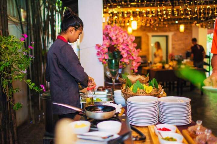 Dining 245 of 298