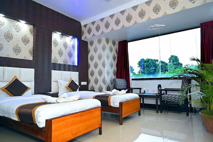 Room 15 of 40