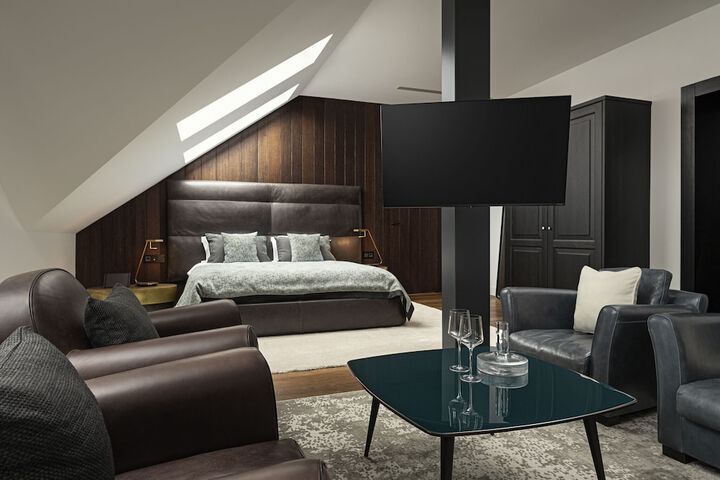 Room 21 of 51