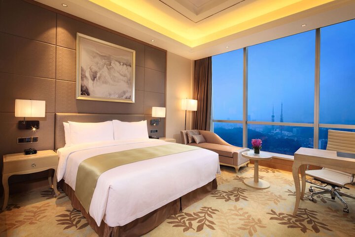 Room 32 of 134
