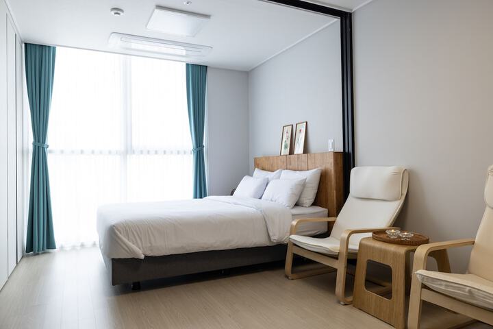 Room 8 of 26