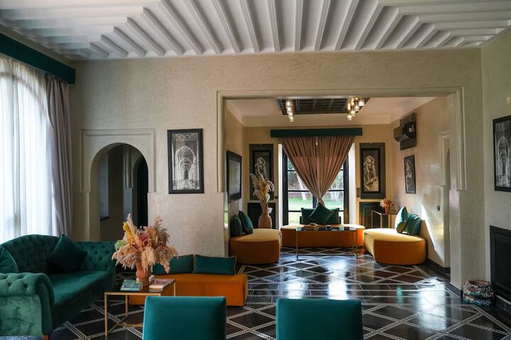 Hotel 33 of 35