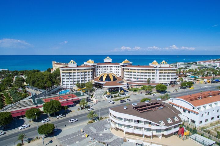 Hotel 74 of 76