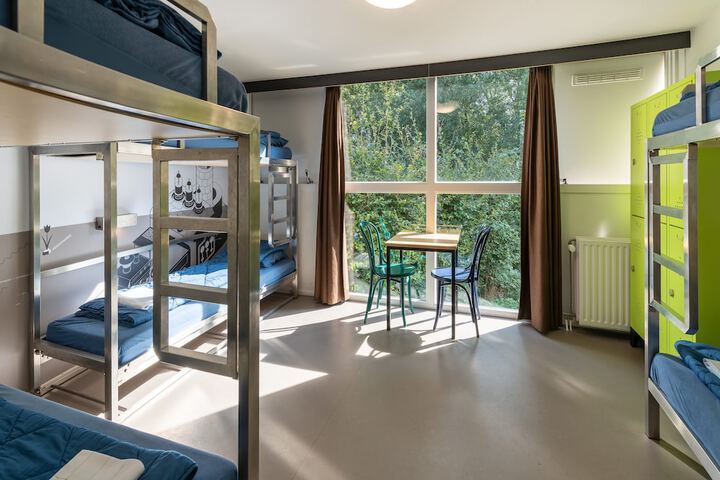 Room 9 of 36