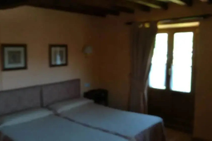 Room 3 of 11