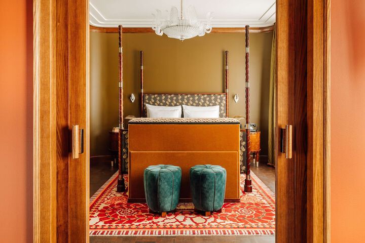Room 41 of 146