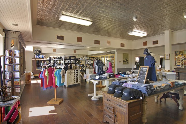 Gift Shop 73 of 82