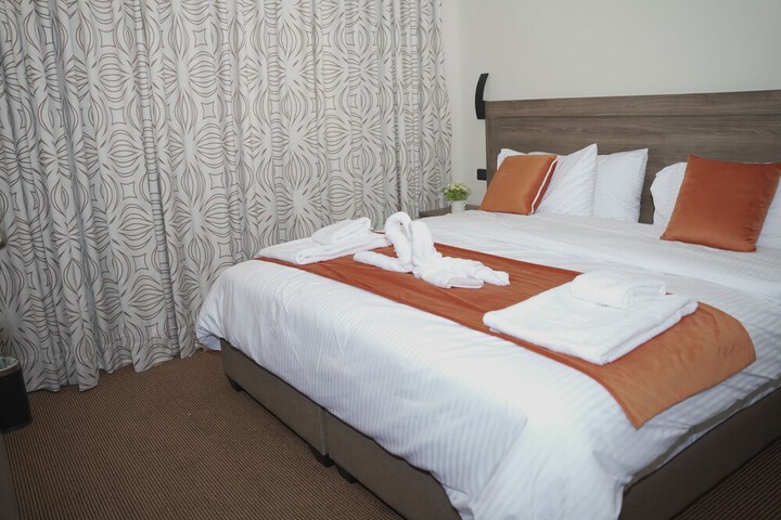 Room 7 of 23