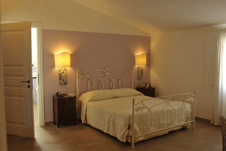 Room 7 of 31