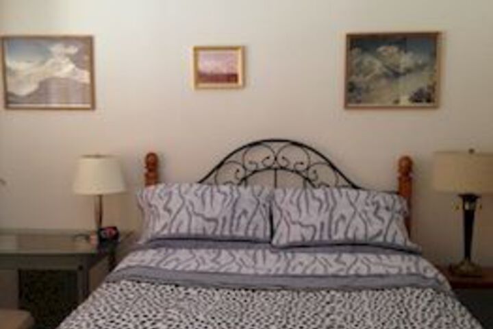 Room 7 of 11