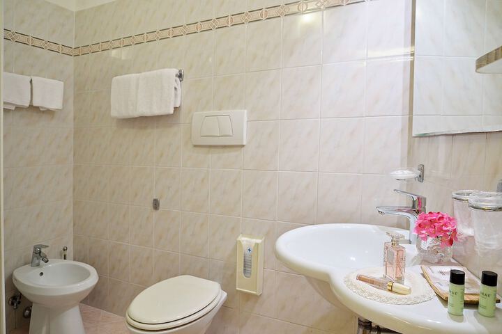 Bathroom Interior Photo