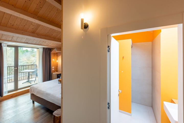 Room 20 of 67
