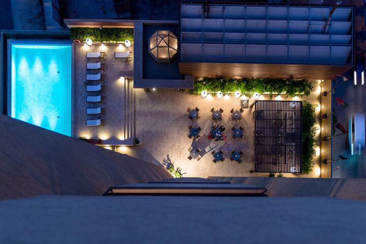 Pool 45 of 97