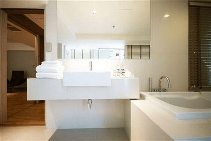 Bathroom Interior Photo